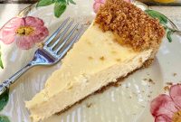Classic Baked Vanilla Cheesecake Recipe with Creamy Texture