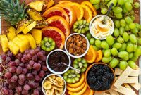 Delicious Fruit Charcuterie Board Ideas for Entertaining