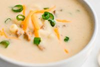 Creamy Cheddar Hamburger Soup That Melts in Your Mouth