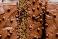 Banana Chocolate Chip Snack Cake Recipe for Quick Treats