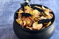 Crispy Oil-Free Potato Chips in the Air Fryer