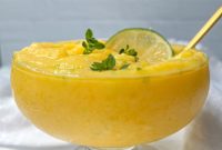 Creamy Mango Frozen Yogurt Recipe: Refreshing Homemade Treat