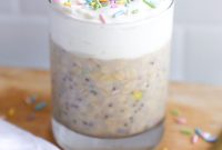 Birthday Cake Overnight Oats — High-Protein Breakfast Recipe