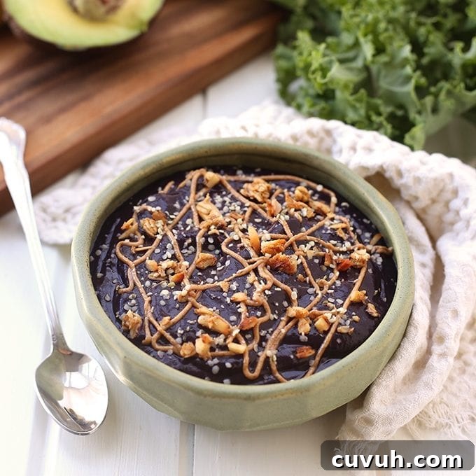Blueberry Green Smoothie Bowl