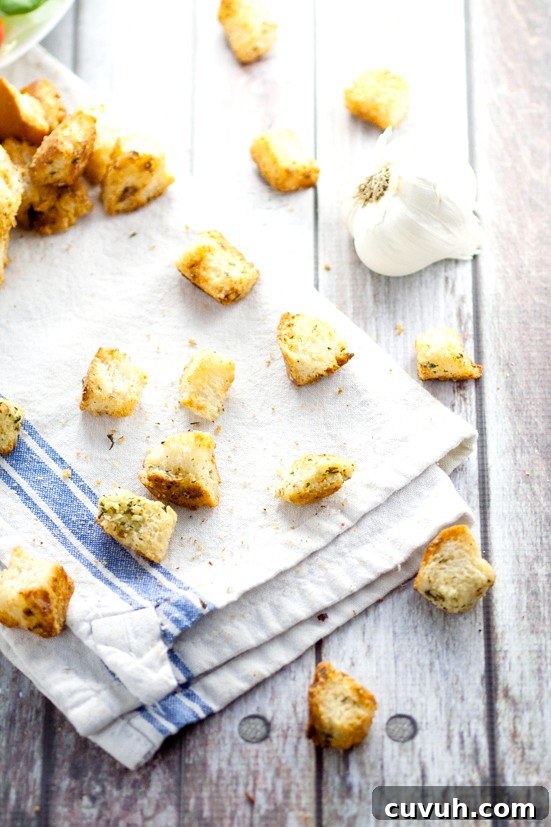 Crispy Garlic Croutons Recipe for Salads and Soups 3 Homemade Garlic Croutons recipe - Skip the store bought croutons and make this crunchy, buttery, and zesty Homemade Garlic Croutons recipe for the perfect delicious topping on your favorite salad! These look so good.
