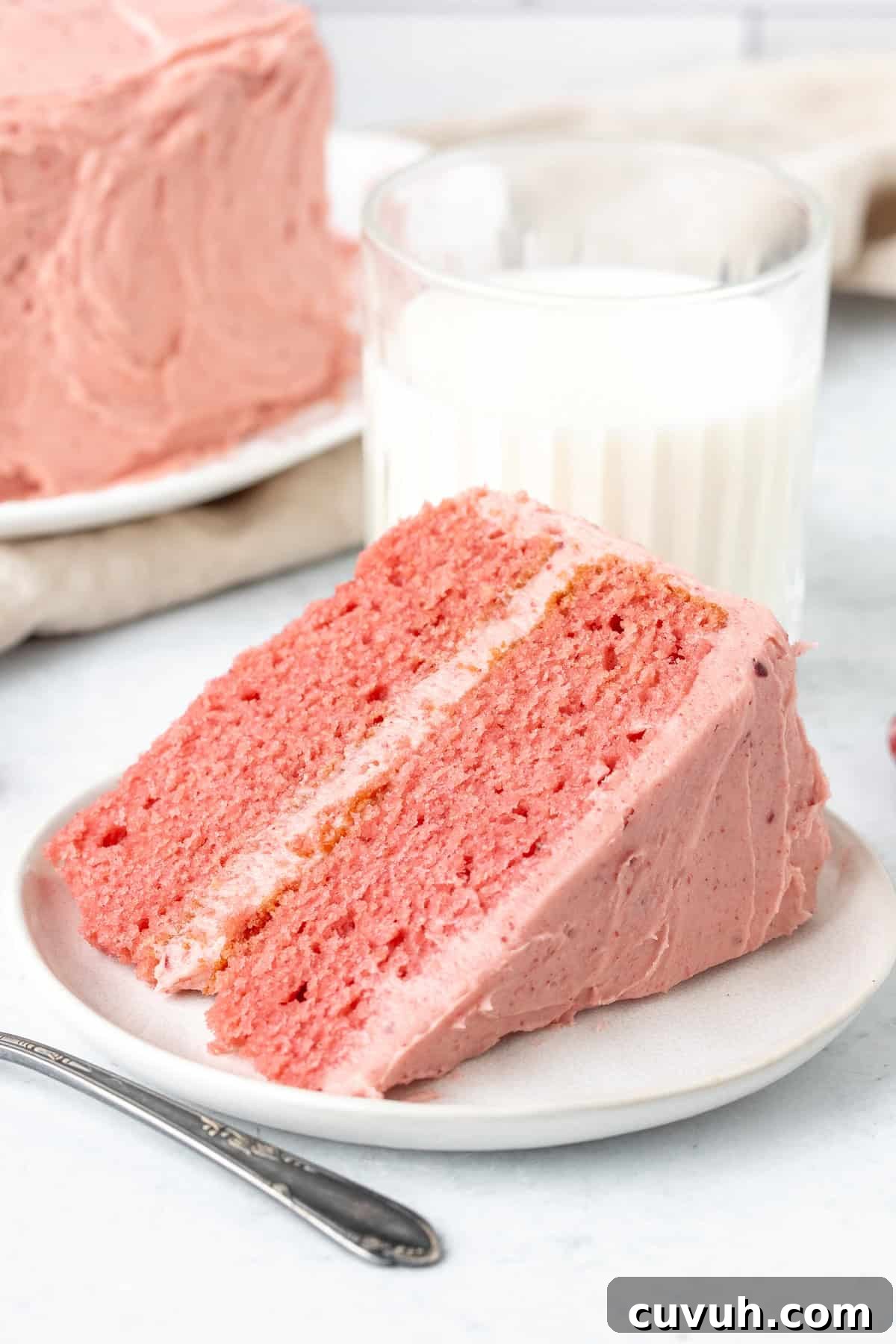 Moist Strawberry Layer Cake with Fresh Strawberry Frosting 2 img 14658 1