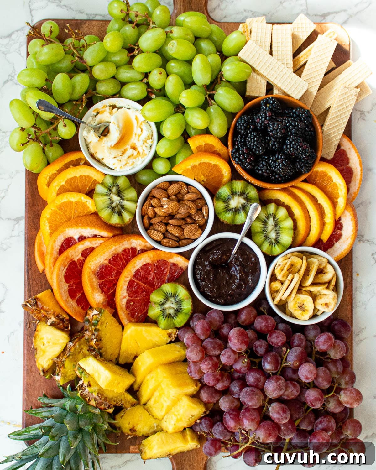 Delicious Fruit Charcuterie Board Ideas for Entertaining 3 unique charcuterie board ideas