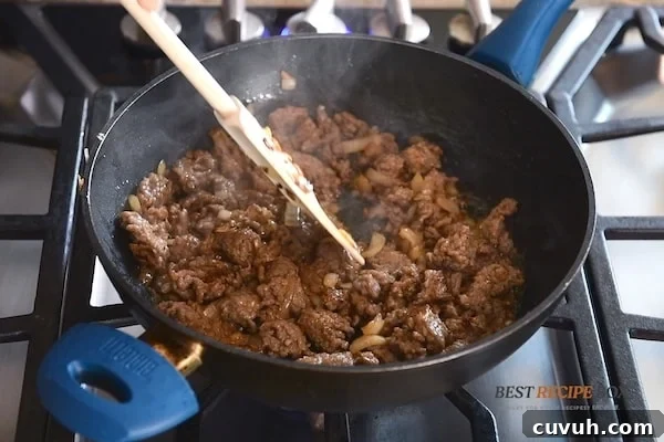 Korean Pork and Kimchi Ramen Stir-Fry Recipe 5 cooking pork