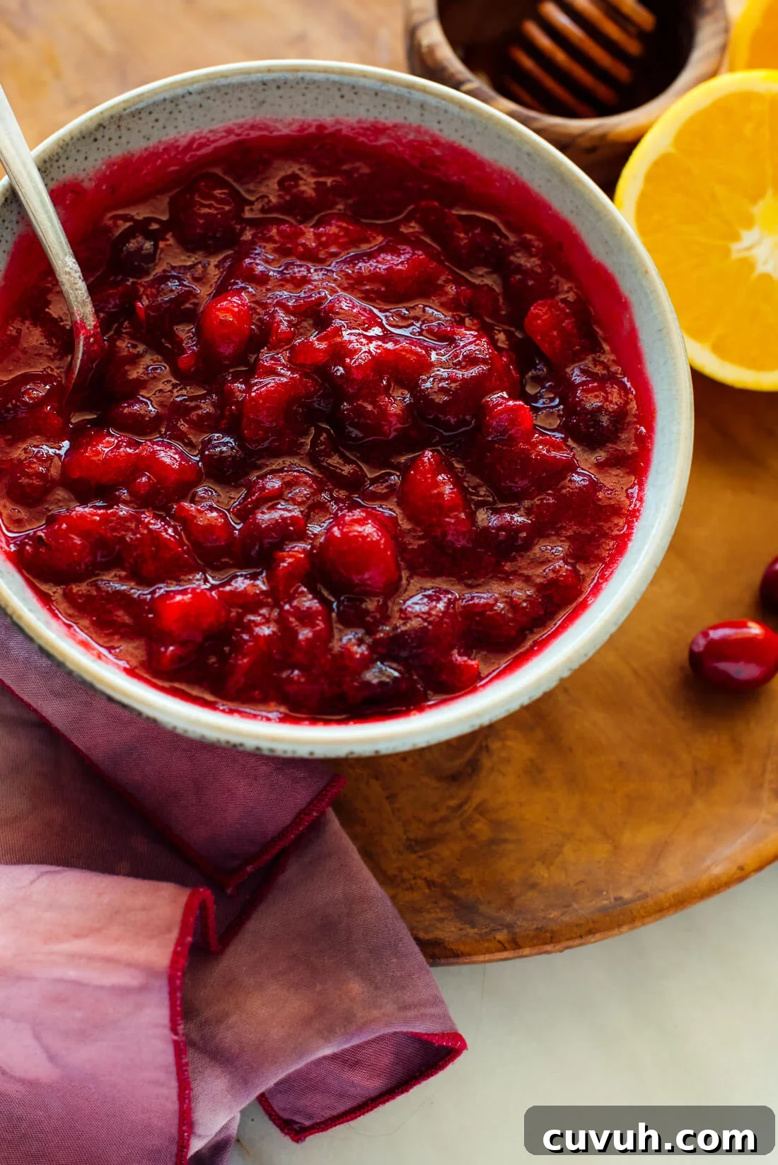 cranberry sauce recipe (naturally sweetened)