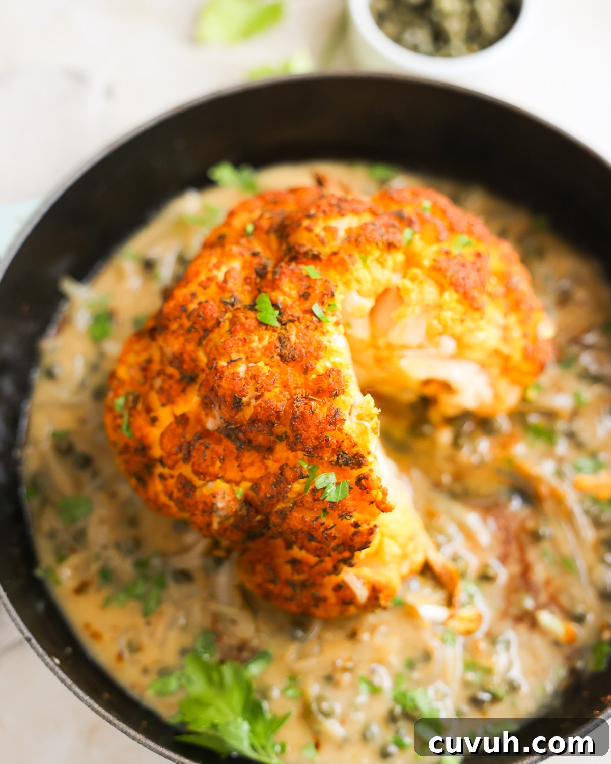 overhead sliced roasted cauliflower