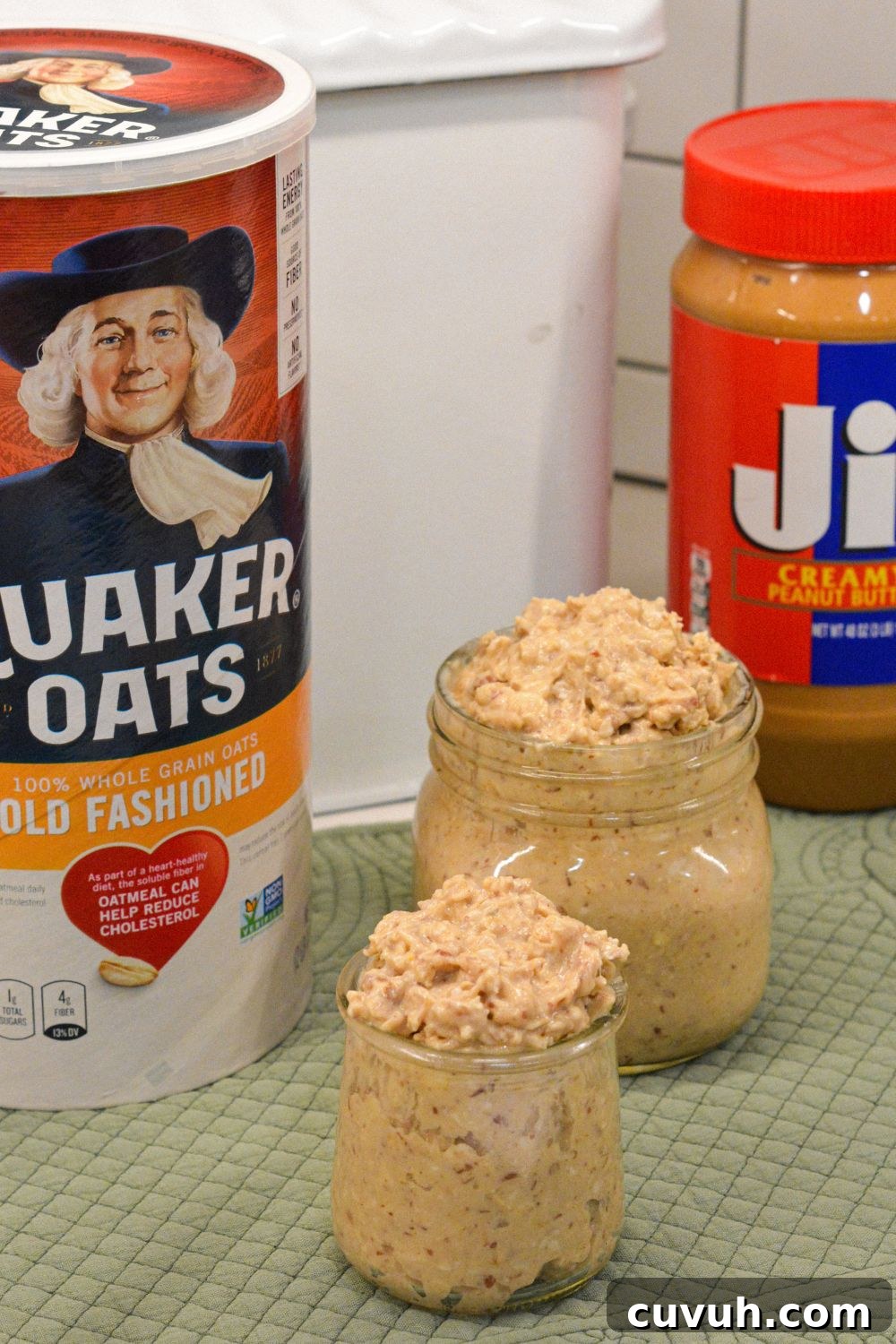 Looking for healthy, high protein breakfast ideas? Try these Peanut Butter Overnight Oats! Easy recipe, customizable, and perfect for meal prep.