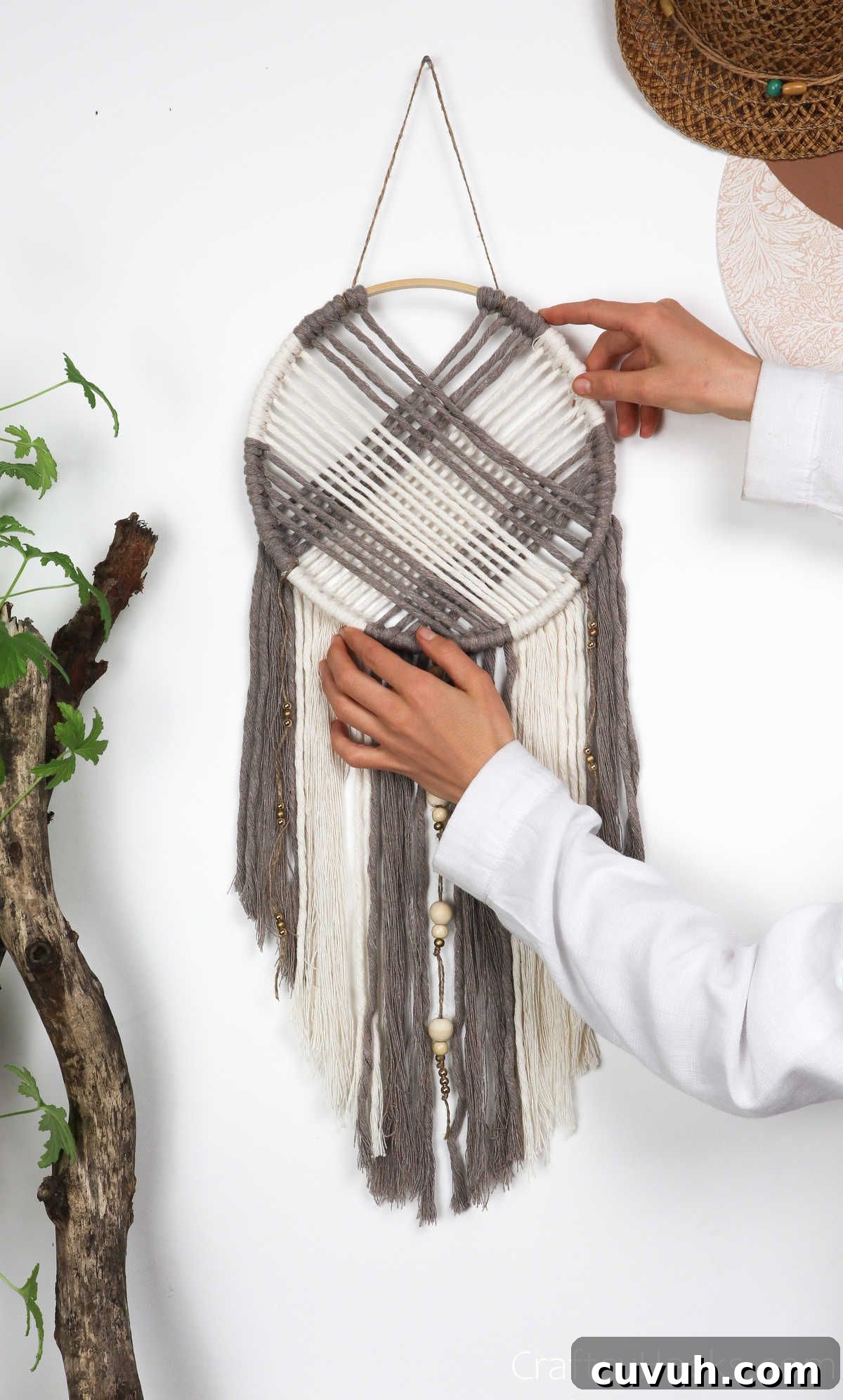 21 Chic DIY Summer Crafts to Refresh Your Home Decor 12 DIY Dreamcatcher