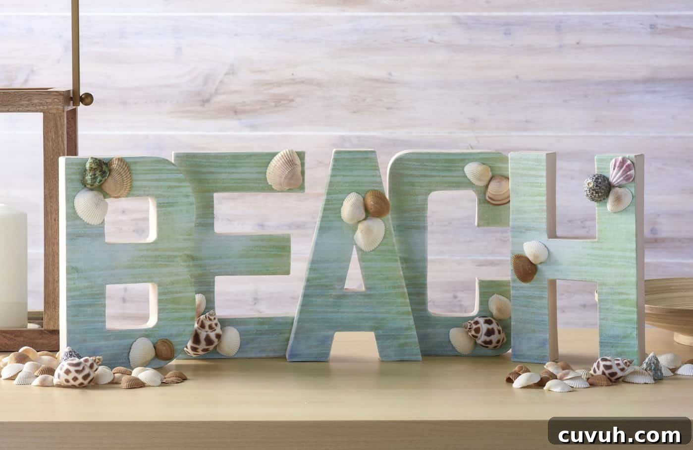 21 Chic DIY Summer Crafts to Refresh Your Home Decor 15 13. Easy Beach Letters