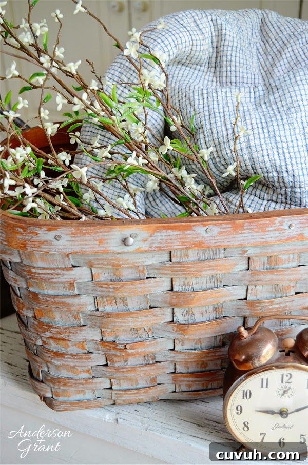 21 Chic DIY Summer Crafts to Refresh Your Home Decor 22 20. Picnic Basket Decor