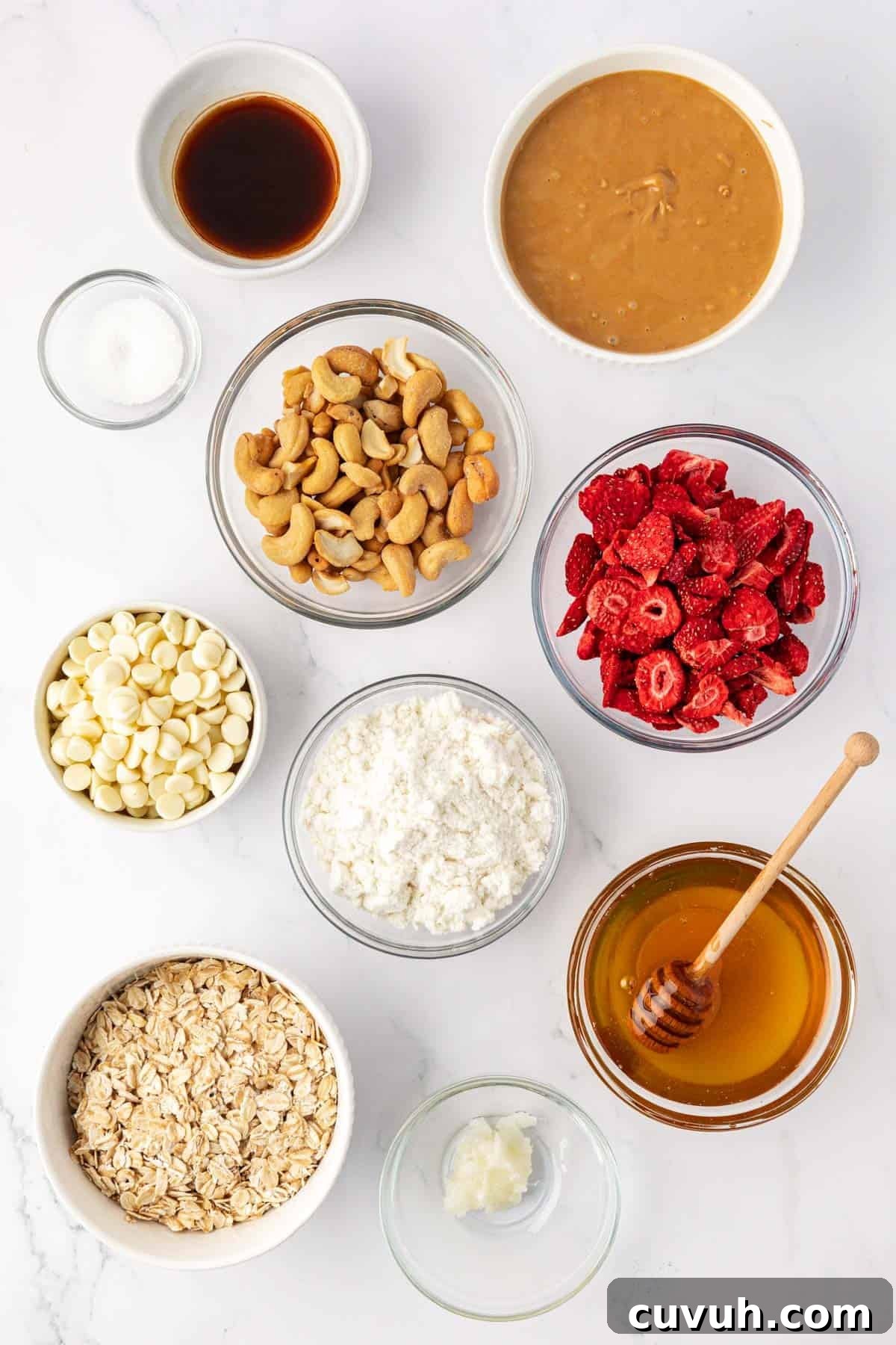 ingredients to make strawberries and cream energy bites