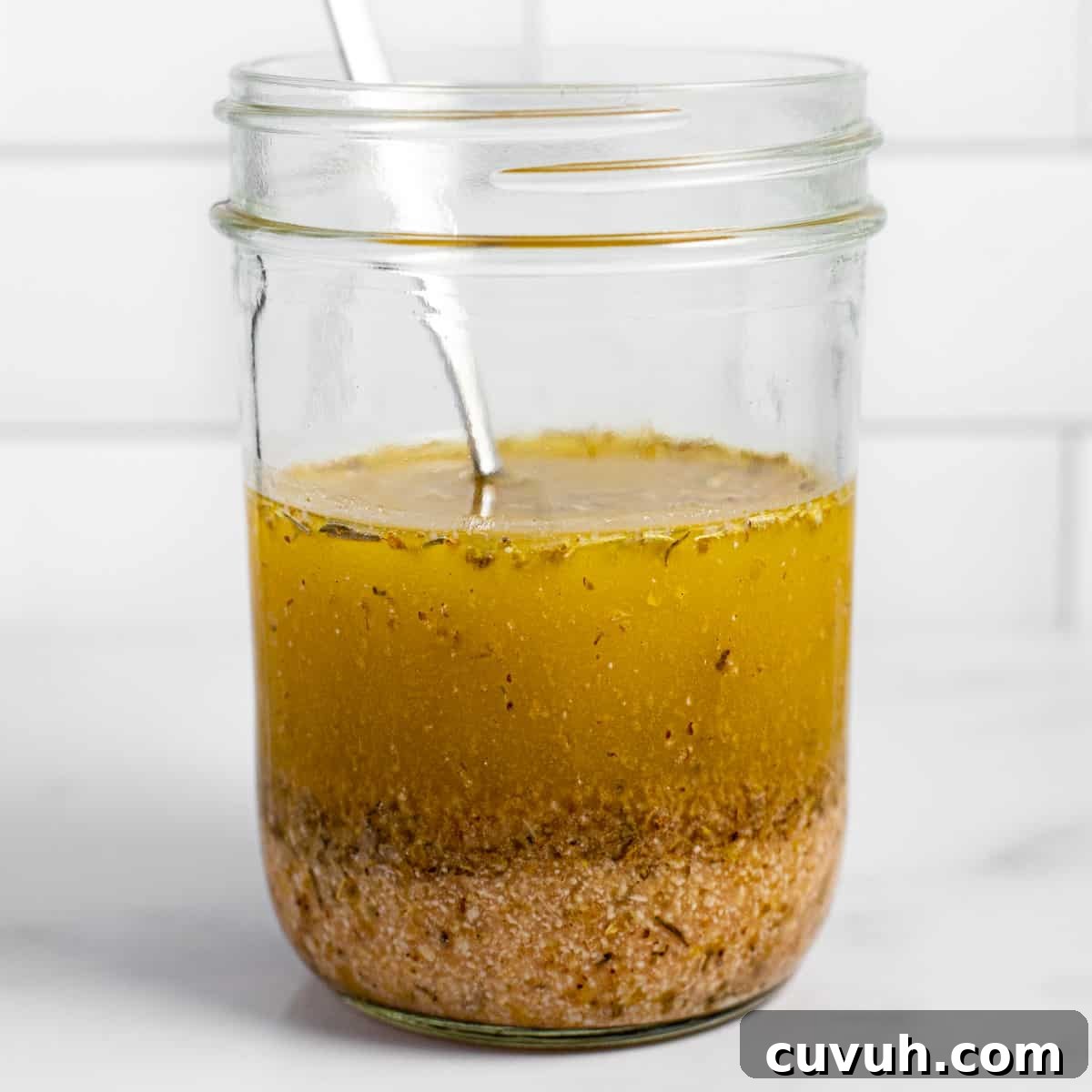 5-Minute Red Wine Vinaigrette Recipe for Fresh Salads 9 img 53971 8