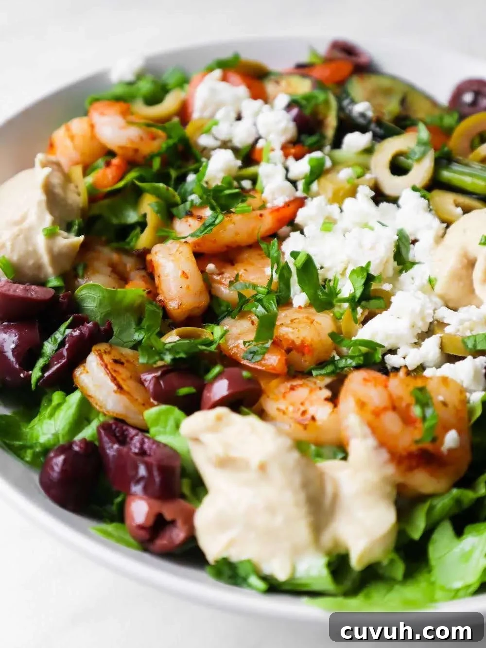 Mediterranean Shrimp Bowl Recipe with Lemon Garlic Quinoa 3 These quick and easy Mediterranean shrimp bowls are one of the best healthy lunch ideas ever! They take little time to cook, are full of flavor and a must-try Mediterranean recipe!