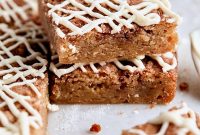 One-Bowl Snickerdoodle Blondies Recipe